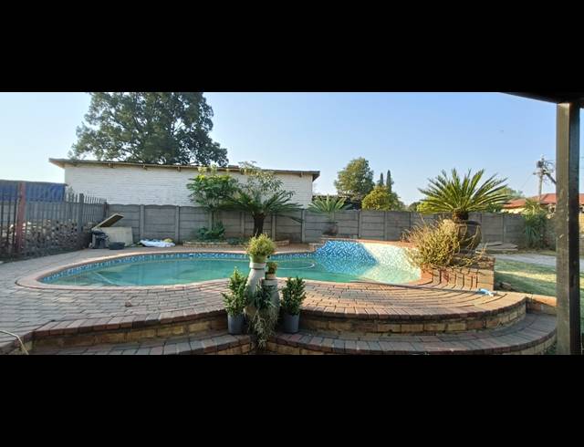 3 BEDROOM HOUSE FOR SALE IN WITBANK EXT 16